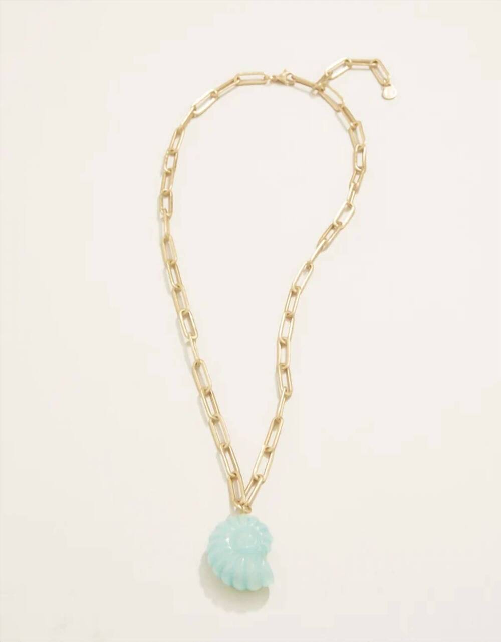 NEW SPARTINA 449 women's carved moon shell necklace in jade